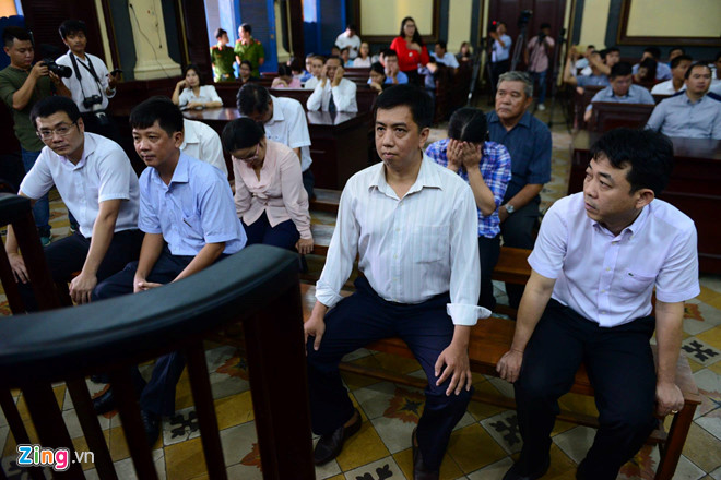 Diễn biến bất ngờ vụ VN Pharma: Nguyễn Minh Hùng bị bắt tại tòa