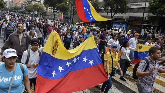 Mỹ dọa sẽ 'đáp trả thỏa đáng' Venezuela