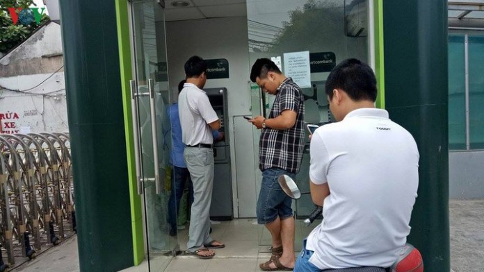 Đảm bảo ATM không quá tải và hết tiền trong dịp Tết Nguyên đán