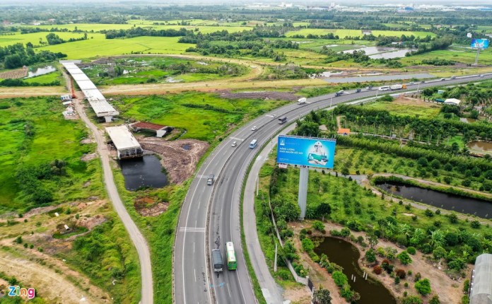 Cao tốc Trung Lương - Mỹ Thuận vẫn là đường đất sau 10 năm khởi công