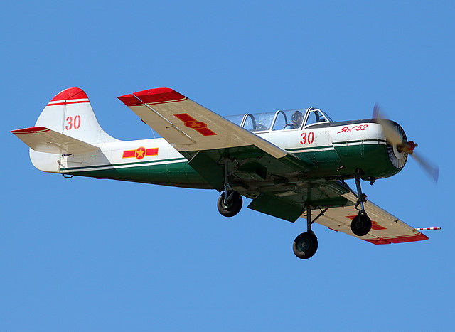 Chi tiết về máy bay Yak-52 - loại vừa bị rơi ở Khánh Hòa