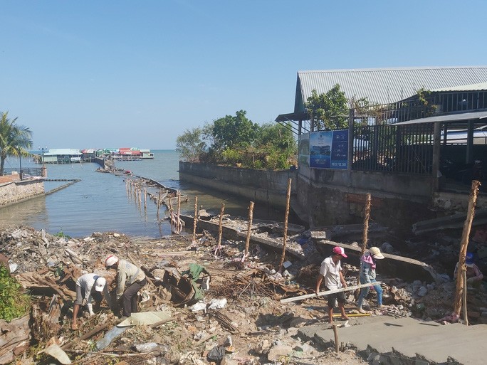 Kiên Giang: 4 người bị tạm giữ vì kích động việc phá dỡ cầu cảng ở Phú Quốc