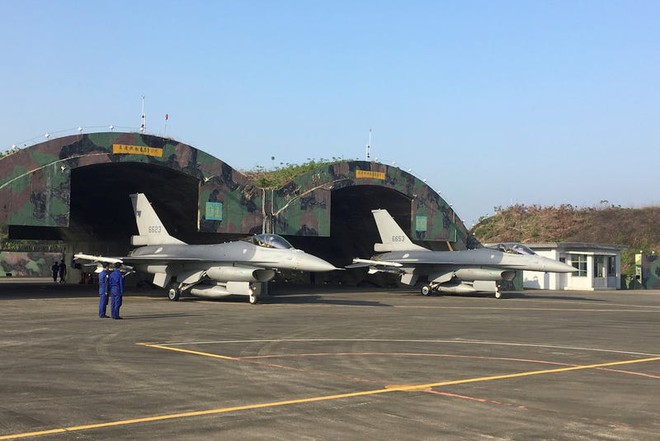 Mất tích một máy bay, Đài Loan dừng bay toàn bộ tiêm kích F-16