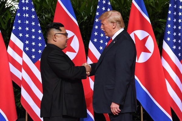 Trump - Kim ký thỏa thuận phi hạt nhân bán đảo Triều Tiên