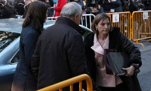 Cựu chủ tịch nghị viện Catalonia ra trình diện tòa án trung ương