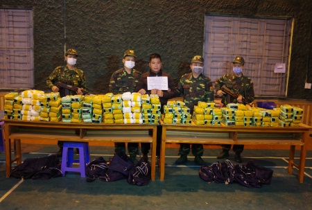 Bộ đội Biên phòng xung kích đấu tranh phòng, chống tội phạm ma túy nơi phên giậu của Tổ quốc