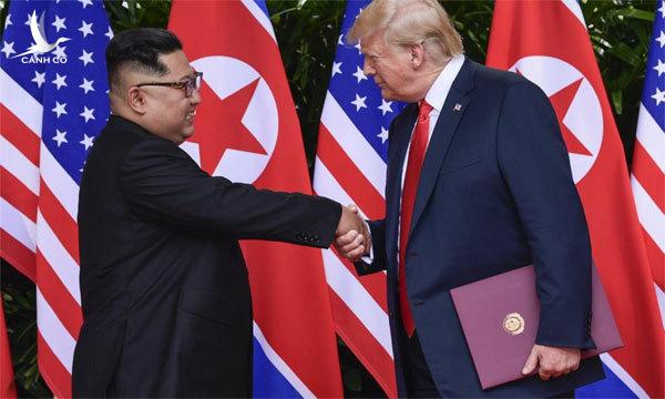 Đề nghị lạ thường của ông Trump với Kim Jong Un sau thượng đỉnh ở Hà Nội