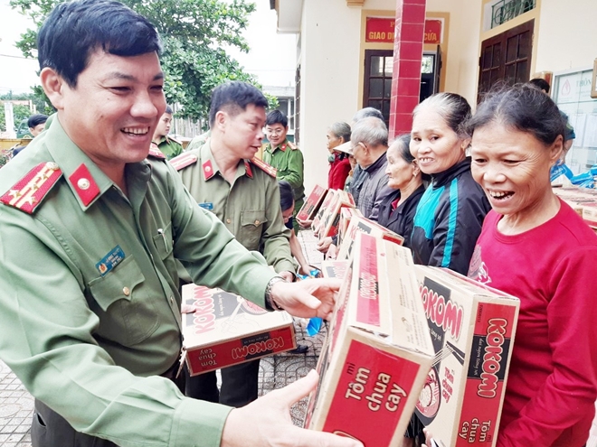 Sau bánh chưng, mì tôm… bài toán nào cho chính chúng ta?