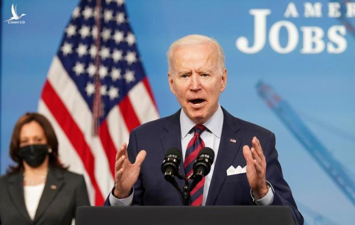 Reuters: Biden nói gói 2.000 tỷ USD là cần thiết để bắt kịp Trung Quốc