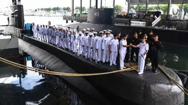 Tàu ngầm Indonesia đã vỡ tan?