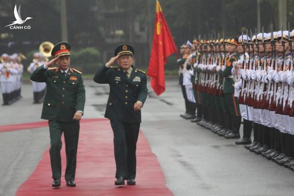 Thượng tướng Phan Văn Giang hội đàm với thượng tướng Trung Quốc Ngụy Phượng Hòa