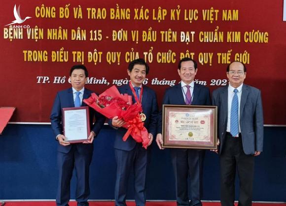 Bệnh viện đầu tiên của Việt Nam đạt chuẩn ‘kim cương’ về điều trị đột quỵ