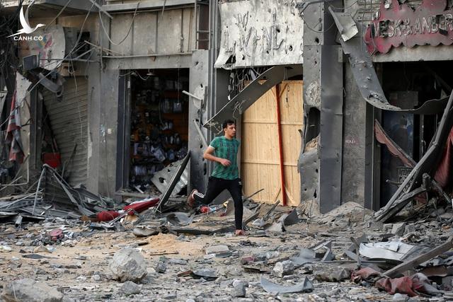 Israel bắt đầu tấn công Dải Gaza bằng bộ binh Israel bắt đầu tấn công Dải Gaza bằng bộ binh
