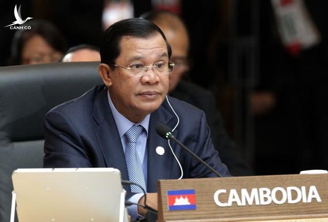 Thủ tướng Hun Sen thừa nhận “Campuchia cần dựa vào Trung Quốc”