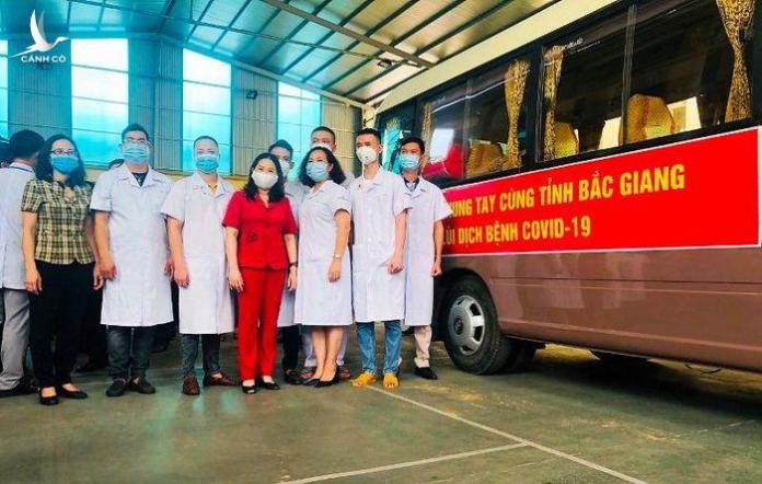 Yên Bái tiếp tục điều thêm 22 cán bộ y tế hỗ trợ Bắc Giang phòng, chống dịch Yên Bái tiếp tục điều thêm 22 cán bộ y tế hỗ trợ Bắc Giang phòng, chống dịch
