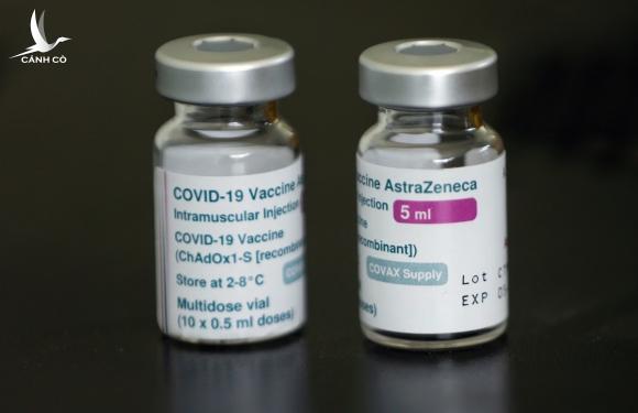 Bộ trưởng Y tế: “Mở tất cả các cửa để có vaccine Covid-19”