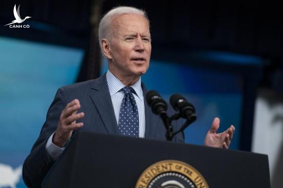 Tổng thống Biden kêu gọi: ‘Hãy đi uống ly bia và tiêm mũi vắc xin’