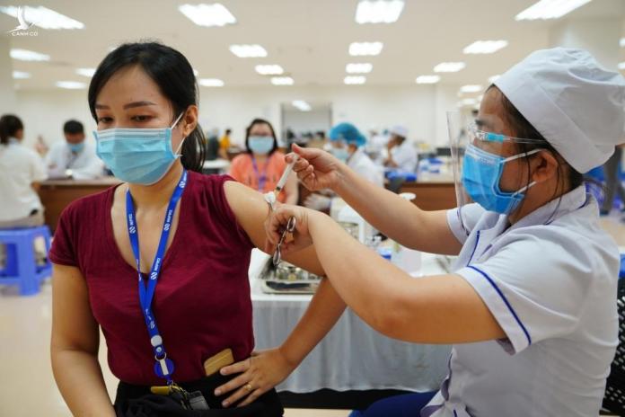 Bộ trưởng Nguyễn Thanh Long: ‘TP.HCM sẽ được ưu tiên vaccine trong tháng 7.2021’