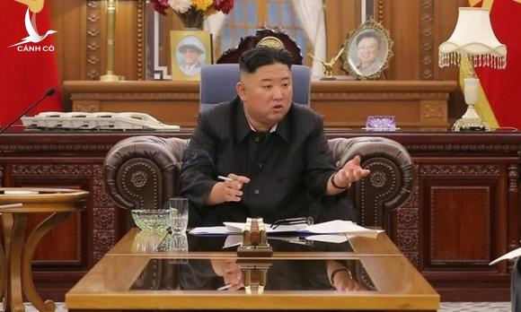 Chuyên gia nhận định về ngoại hình thay đổi của ông Kim Jong-un