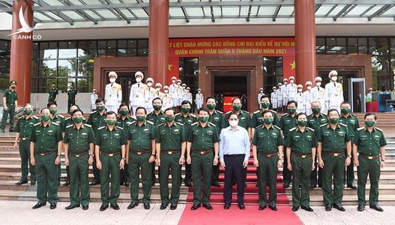 Thủ tướng tham dự Hội nghị Quân chính toàn quân 6 tháng đầu năm 2021