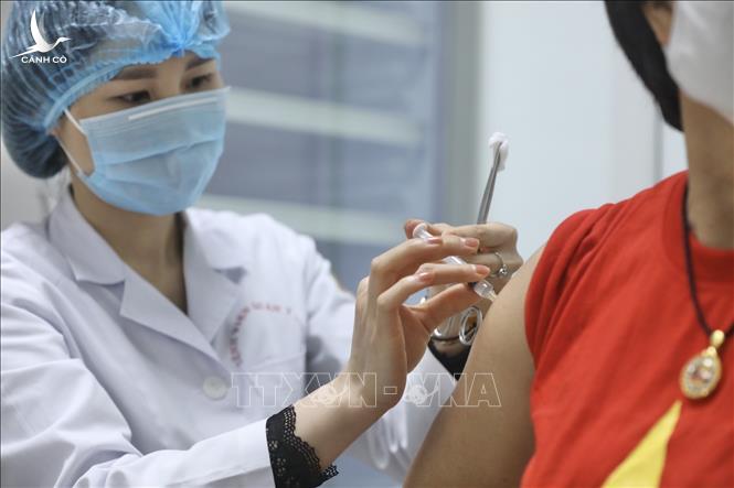 Hơn 6.000 người đăng ký thử nghiệm Nanocovax của Việt Nam giai đoạn 3