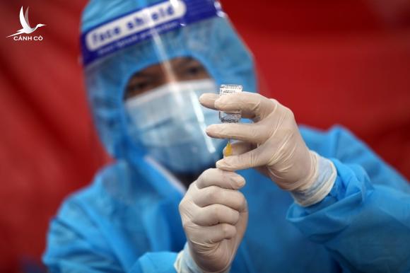 TP.HCM: Cho Vingroup mượn 5.000 liều vắc xin để phục vụ lực lượng chống dịch