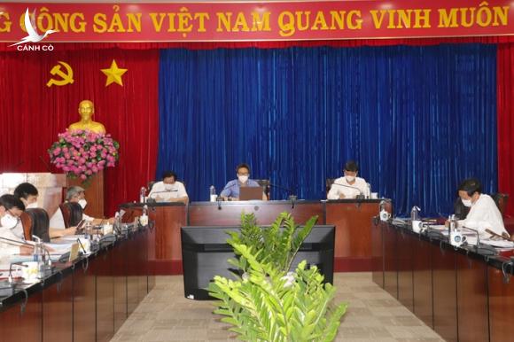 Phó Thủ tướng Vũ Đức Đam: Đầu năm 2022 sẽ có đủ vắc-xin tiêm cho toàn  dân