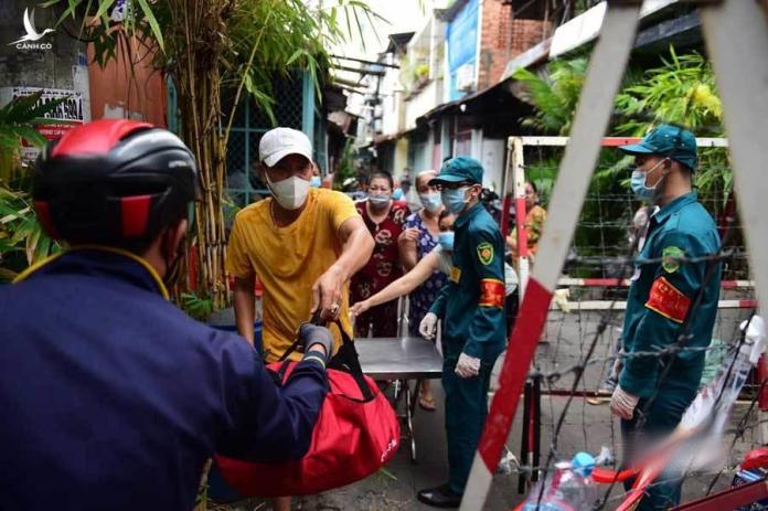 Phó Thủ tướng Vũ Đức Đam: Phải quyết tâm không để người dân kêu đói mùa dịch