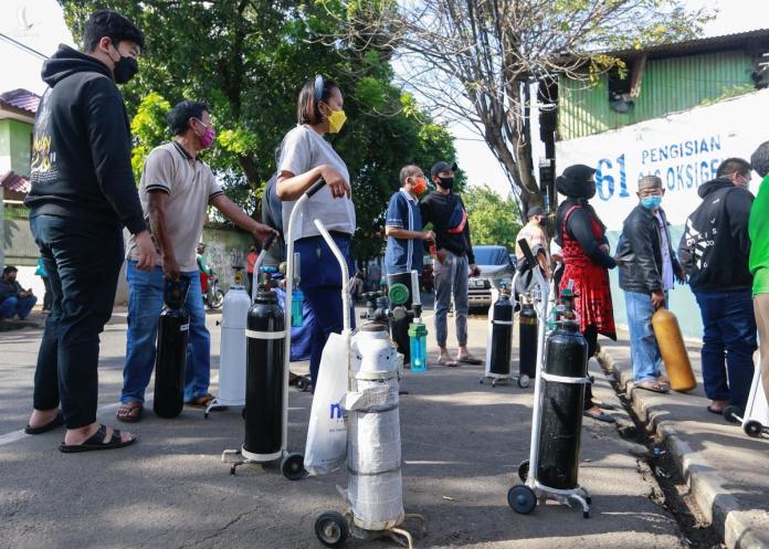 Hơn 40.000 ca Covid-19 mỗi ngày, Indonesia trở thành ổ dịch nguy hiểm nhất Châu Á