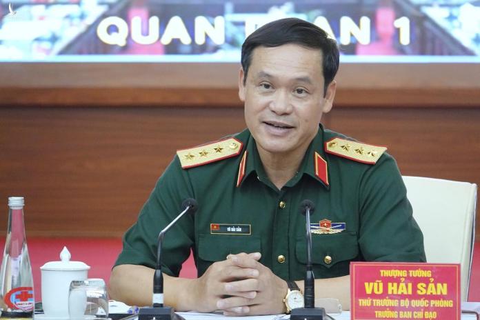 Quân đội tham gia tiếp nhận, vận chuyển gần 113 triệu liều vắc xin đến năm 2022 Quân đội tham gia tiếp nhận, vận chuyển gần 113 triệu liều vắc xin đến năm 2022
