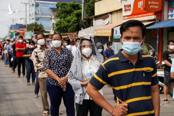 Campuchia phong tỏa biên giới trên bộ với Thái Lan, Việt Nam