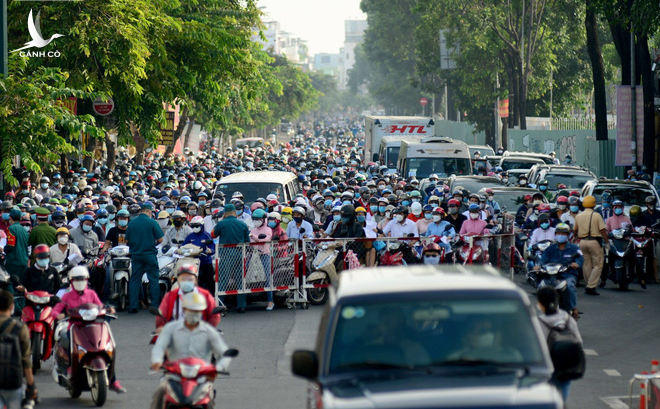 Gò Vấp kêu gọi dân hạn chế ra đường để tránh ùn ứ, tất cả “vì tính mạng của nhân dân”