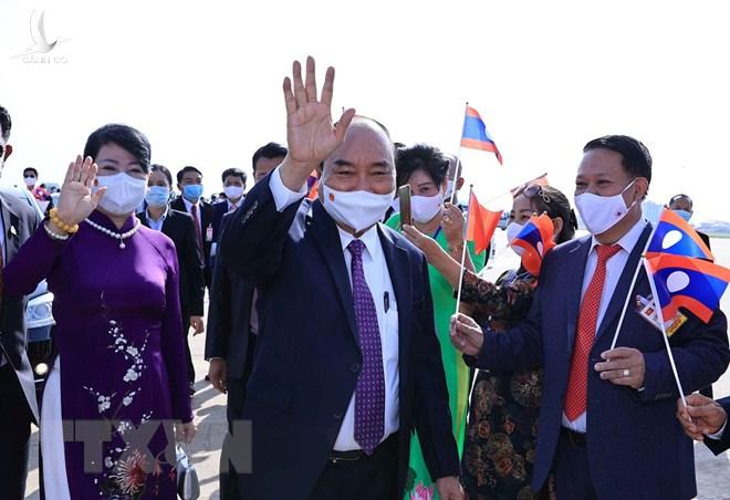 Lễ đón chính thức Chủ tịch nước Nguyễn Xuân Phúc và Phu nhân thăm Lào Lễ đón chính thức Chủ tịch nước Nguyễn Xuân Phúc và Phu nhân thăm Lào