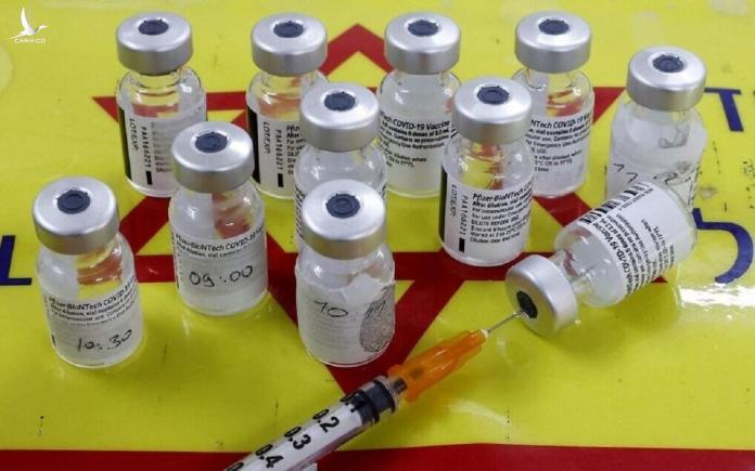 Israel hủy 80.000 liều vaccine Pfizer