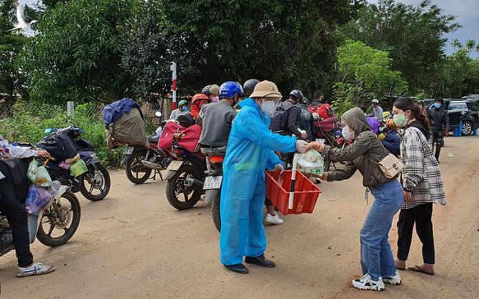 Lời mời của Bí thư Nguyễn Văn Nên và vắc xin cho tất cả