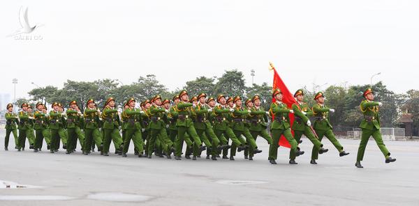 Xây dựng lực lượng CAND cách mạng, chính quy, tinh nhuệ, hiện đại, góp phần xây dựng và bảo vệ Tổ quốc