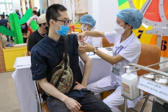 Công khai các địa phương chậm trễ tiêm vắc xin Covid-19 Công khai các địa phương chậm trễ tiêm vắc xin Covid-19
