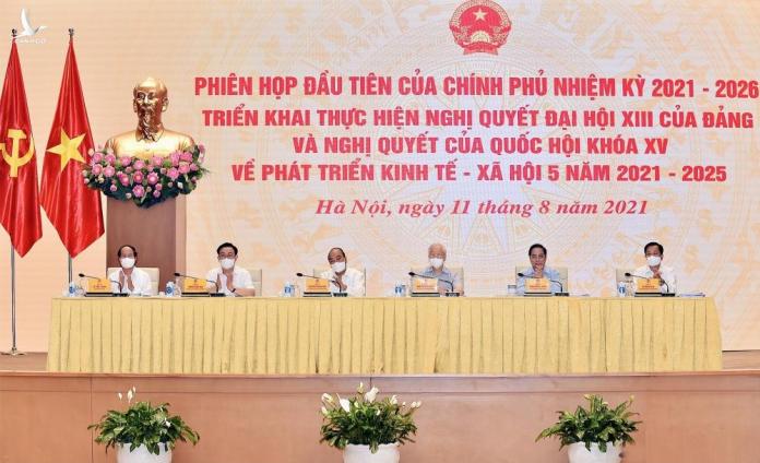 Tổng Bí thư: ‘Tiền bạc lắm làm gì, chết có mang theo được đâu’